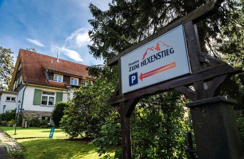 Schierke House | Relax at Pension zum Hexenstieg: Pet-Friendly Retreat