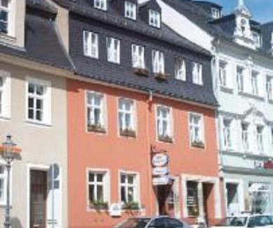 Zschopau House | Pet-Friendly Pension Zur Altdeutschen with Great Guest Ratings