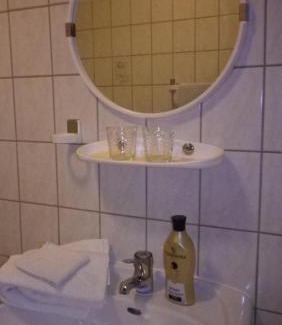 Zschopau House | Pet-Friendly Pension Zur Altdeutschen with Great Guest Ratings