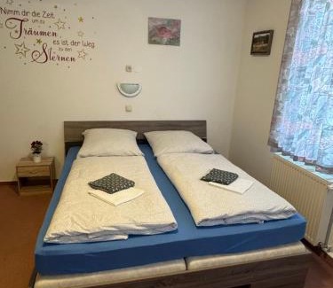 Oberweibach/Thur. Wald House | Welcoming Pension zur Bergbahn: Pet & Child Friendly Stay