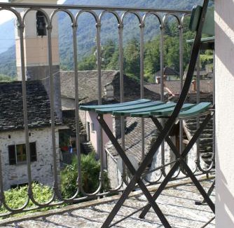 Coglio House | Guest Rated 9.3 - Pensione Ca' Serafina with Ocean Views
