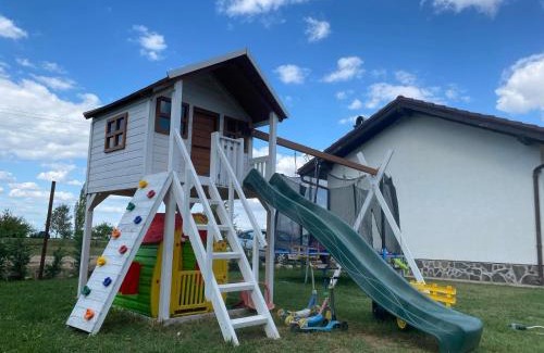 Cefa House | Pensiune Agroturistică RAY