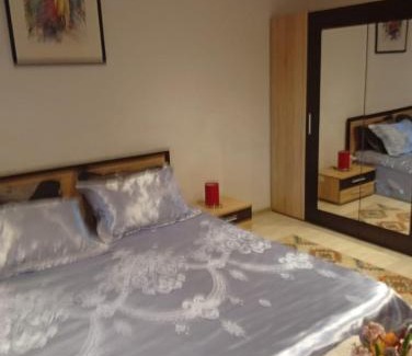 Calea Sever Bocu Apartment | Discover Casa Elena: Family-Friendly Apartment with Terrace