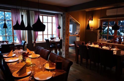 Viseu de Sus House | Guest Rated 10/10: Pensiune Restaurant La Cassa Awaits