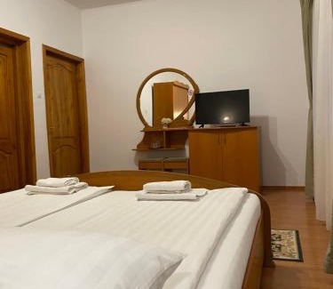 Baile Felix House | Budget-Friendly Pensiunea Ana: Guest Rated 9.2/10