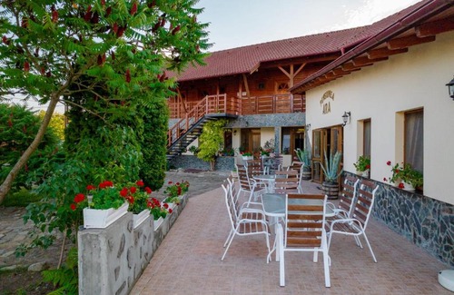 Alba Iulia House | Experience Pensiunea Ara: Family-Friendly Retreat Rated 9.6