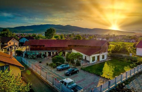 Alba Iulia House | Experience Pensiunea Ara: Family-Friendly Retreat Rated 9.6