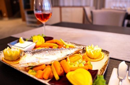 Petrosani House | Discover Pensiunea Ayana: Guest Rated 9.3, Spa & Hot Tub