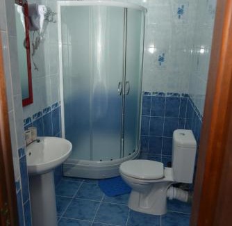Moldova House | Relax at Pensiunea Butoias Glodeni: Family-Friendly Retreat