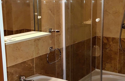 Ciulpaz House | Discover Pensiunea Casiana: Pool, Spa & Family-Friendly Fun