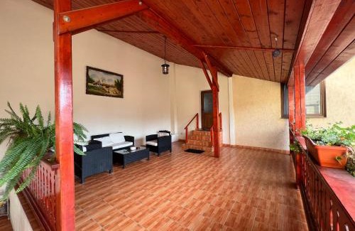 Saliste House | Family-Friendly Stay at Pensiunea Class with Kitchen Amenities