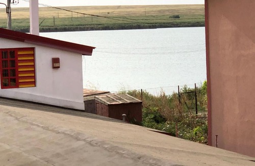 Corbu House | Cozy Pensiunea Cosmin: Ocean View & Family-Friendly Retreat