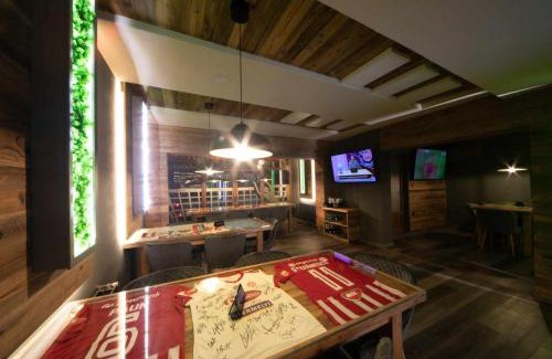 Targu Secuiesc Hotel | Budget-Friendly Stay at Pensiunea Cupidon with Breakfast