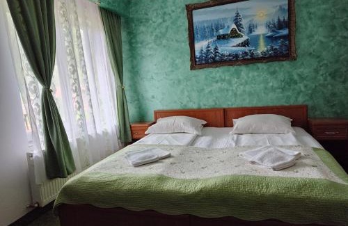 Moeciu de Sus House | Discover Pensiunea Dana Olteanu: Pet & Child Friendly Retreat