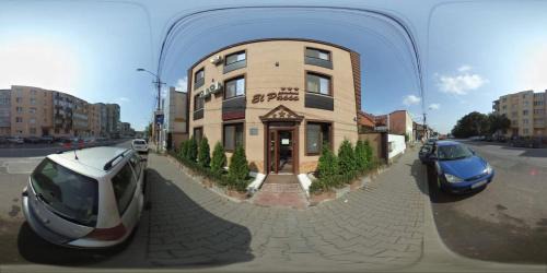 Tirgu Mures House | Inviting Pensiunea El Passo in Targu Mures with Breakfast