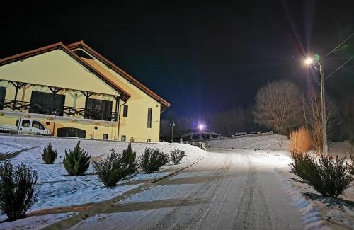 Blaj House | Experience Pensiunea Emris: Pet-Friendly Haven for Families