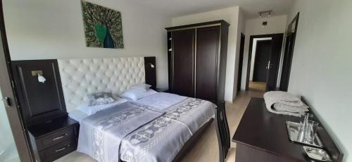 Blaj House | Experience Pensiunea Emris: Pet-Friendly Haven for Families