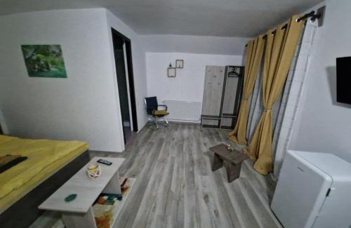 Moieciu House | Cozy Guest Houses in Braşov, Romania - Child Friendly Stays