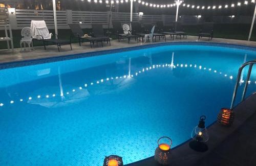 Cordau House | Guest Rated 10/10: Pensiunea Hanna with Pool & Breakfast