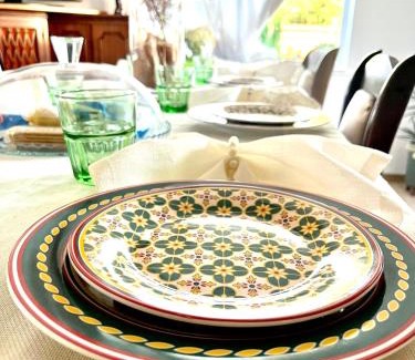 Surdesti House | Pet-Friendly Pensiunea La Meleta: Rated 10/10 with Breakfast