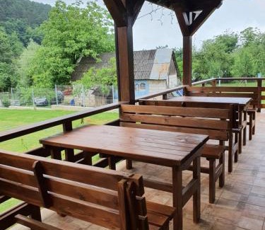 Boholt House | Top-Rated Pensiunea La Taica Iacob with Hot Tub & Kitchen