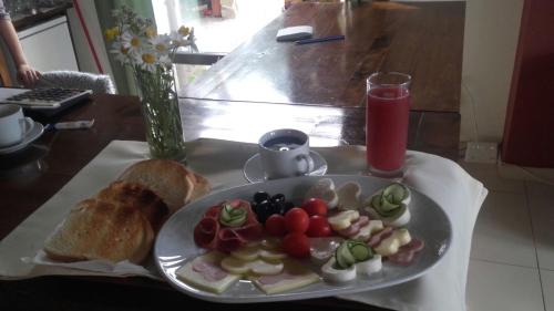 Bistrita Bargaului House | Seaside Retreat at Pensiunea Lac Colibita - Rated 9.4/10