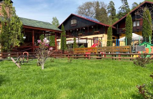 Gura Teghii House | Discover Pensiunea Montana Varlaam: Top-Rated Family Getaway