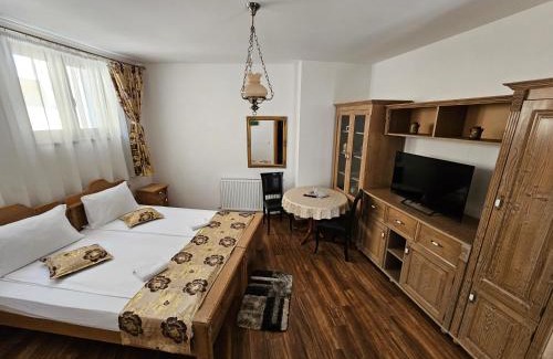 Sighisoara Hotel | Medieval Elegance at Pensiunea Nobil: Family-Friendly Retreat