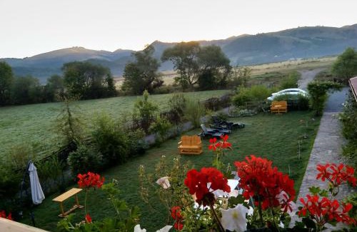 Poieni House | Oceanfront Retreat at Pensiunea Poezii Alese - 9.1/10 Rating