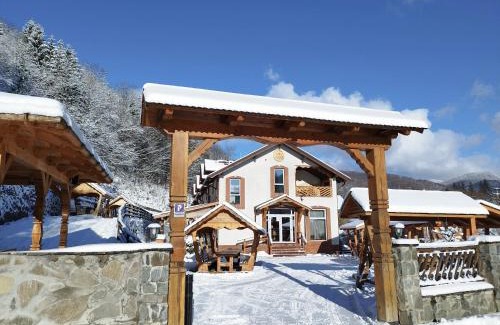 Baiut Hotel | Discover Pensiunea Popas Pop in Maramures: 9/10 Rated Hotel