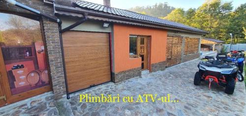 Sebis House | Guest Rated 10/10 at Pensiunea Raiul Munților with Hot Tub