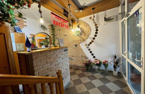 Ramnicu Valcea House | Guest Rated: Pensiunea Relax with Family-Friendly Amenities