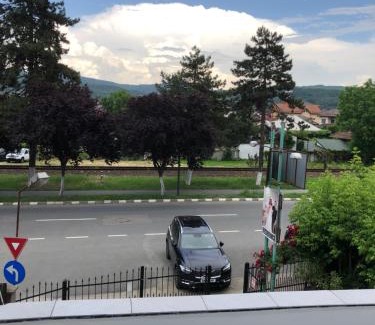 Ramnicu Valcea House | Affordable Comfort at Pensiunea Residence: Guest Rated 7/10