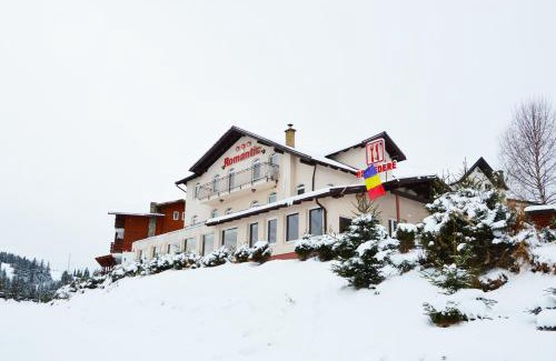 Paltinis House | Elegant Retreat at Pensiunea Romantic Belvedere Paltinis