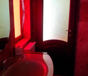 Baile Unu Mai House | Exceptional Stay at Pensiunea Ruxandra with Hot Tub & More