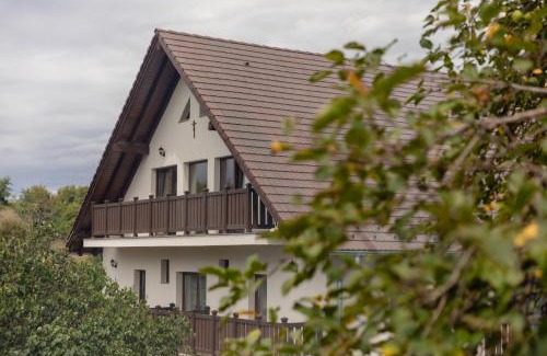 Slimnic House | Pensiunea Trei Stejari