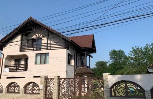 Stanesti House | Discover Pensiunea Valea Șușiței: Adventure Awaits You!
