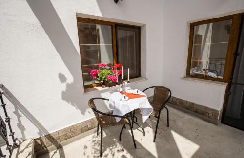 Deva House | Family-Friendly Retreat at Pensiunea Vila Europa