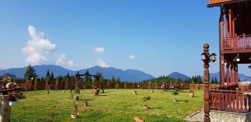 Piatra Fantanele House | Inviting Pensiunea Zana Muntilor: Top-Rated Family Retreat