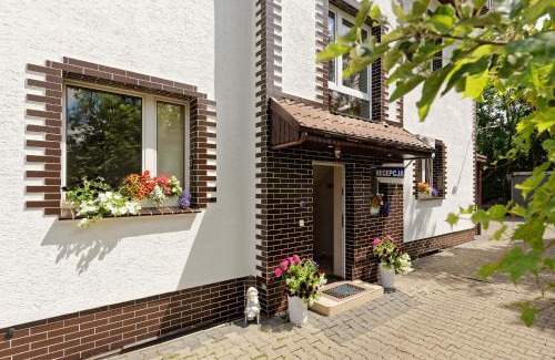 Ogrody Bed & Breakfast | Discover Pensjon Polska: Pet-Friendly Retreat with Pool