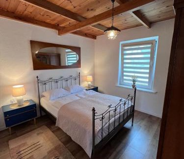 Mikolajki House | Pensjonacik Krystyna: Guest Rated 9.6 with Oceanfront Bliss