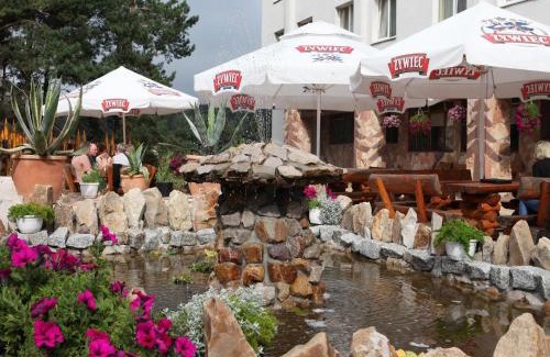 Bieliny Resort | Guest Favorite: Pensjonat "Jodłowy Dwór" with Hot Tub & More