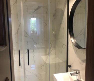 Kolobrzeg House | Budget-Friendly Stay at Pensjonat Na Kolumba with Kitchen