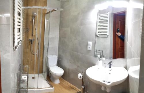 Busko-Zdroj Bed & Breakfast | Inviting Stay at Pensjonat Zamek Dersława with Breakfast