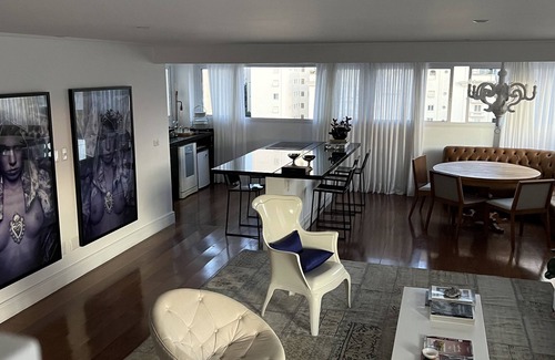 Cerqueira Cesar Apartment | Stylish Penthouse in São Paulo – Family-Friendly Retreat