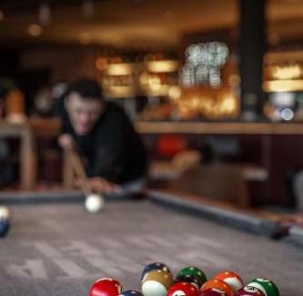 Bad Wilhelmshoehe Hotel | Discover pentahotel Kassel: A 4-Star Retreat with Pool & Dining