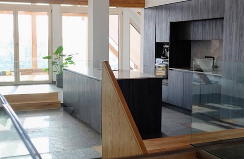 Neuravensburg Apartment | Cozy Penthaus at Trautesheim Ferienwohnungen Awaits You