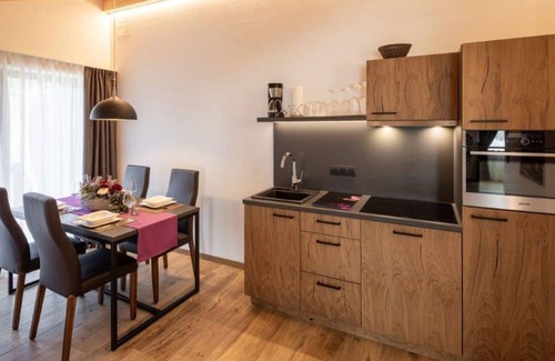 Rosshaupten Apartment | Elegant Penthouse with Kitchen & Wheelchair Access