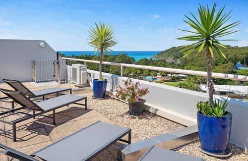 Coffs Harbour House | Oceanview Penthouse 3804: Private Rooftop with Hot Tub
