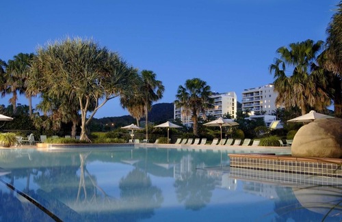 Coffs Harbour House | Oceanview Penthouse 3804: Private Rooftop with Hot Tub